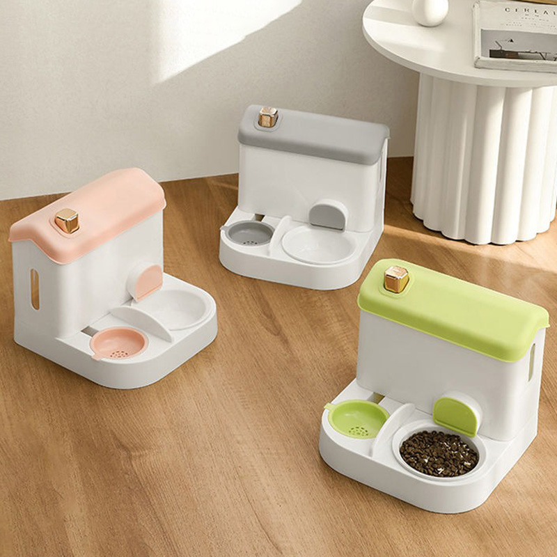 Pet Automatic Feeder: Materials Used in the Market