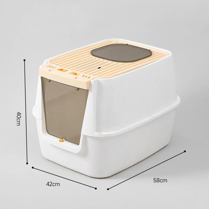 Covered Litter Box for Big Cats Requires More Interior Space